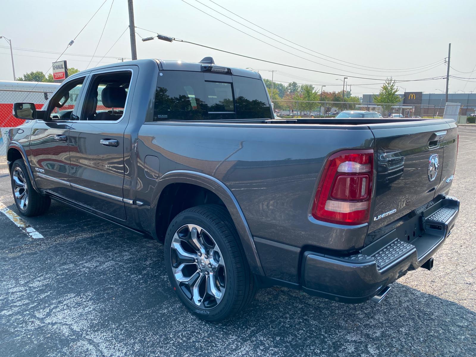 New 2021 RAM 1500 Limited 4×4 Crew Cab 5’7 Box Crew Cab in Merriam # ...